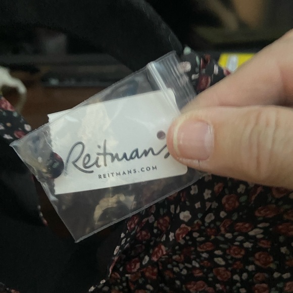 Floral Blouse - Picture 4 of 5